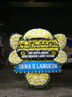 Papan Bunga Duka di Getas