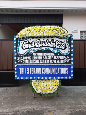 Papan Bunga Duka di Getas